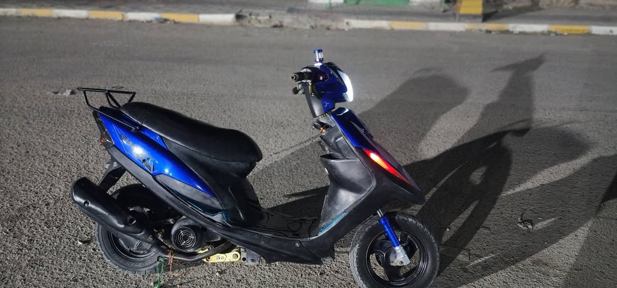 دراجه ماكس عدله ياباني مكينه ناعمه شلعه و معدل شغاله كهربائيات ناقصها بس باتري السعر 400 وبيها مجال قليل الشراي يتصل على الرقم ***********
