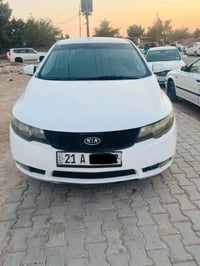 موديل ٢٠١١ • دواخل لونين • شاشة وكامره