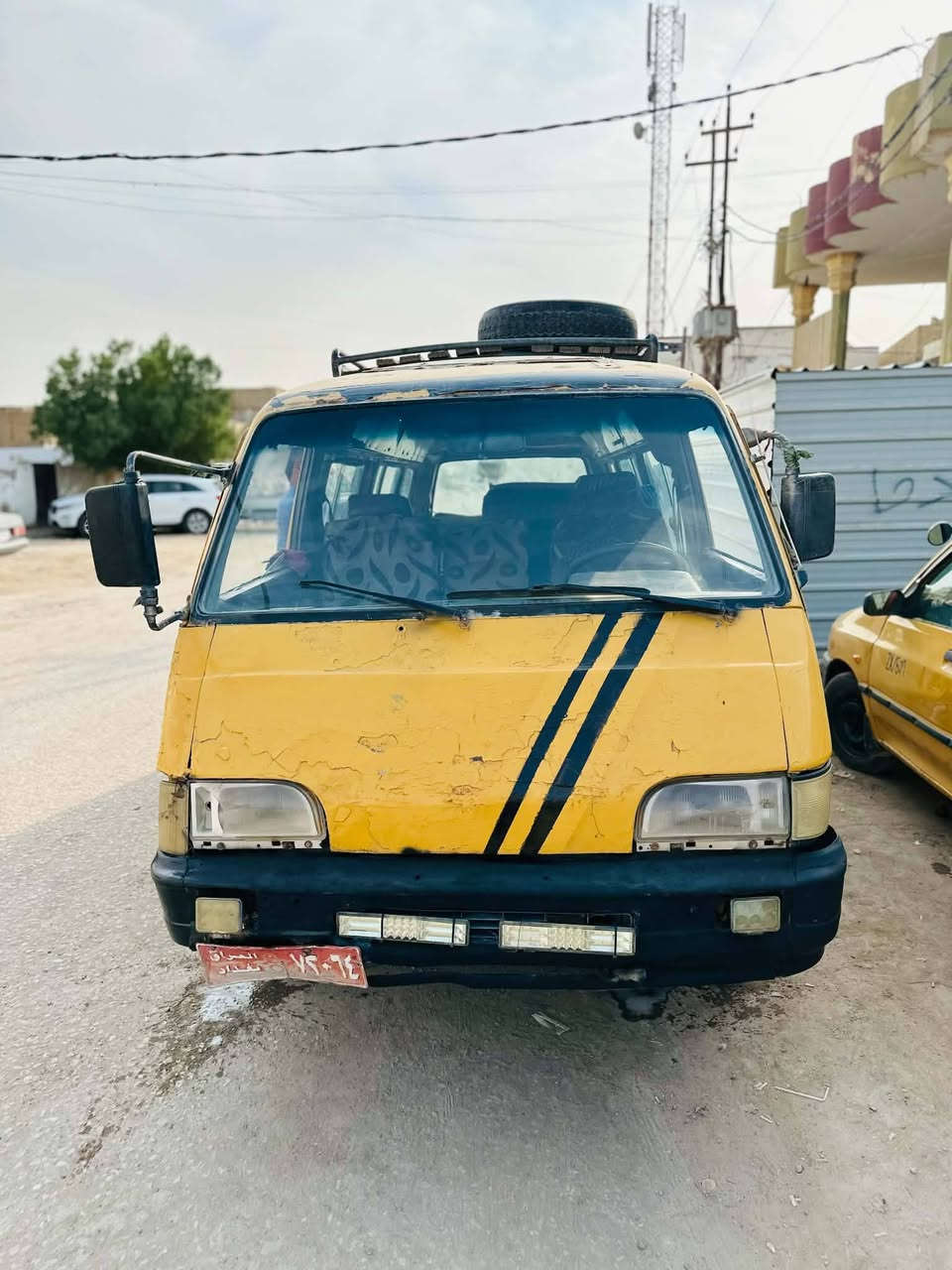 اسيا رقم بغداد صدامي مصفره هيئة  سنويه اصليه اتكفل سرقه وعشاريأ
غرامات ماعرف شكد عل مشتري هيئه مصفره وصل خط وبحث 
مكينه وكير مكفولات شواصي جدد
حداديه نضيفه غرفتها جديده
سياره مال شغل ترايك  وين يعجبك.
مكاني بابل القاسم السعر 15 وبيها مجال
***********
