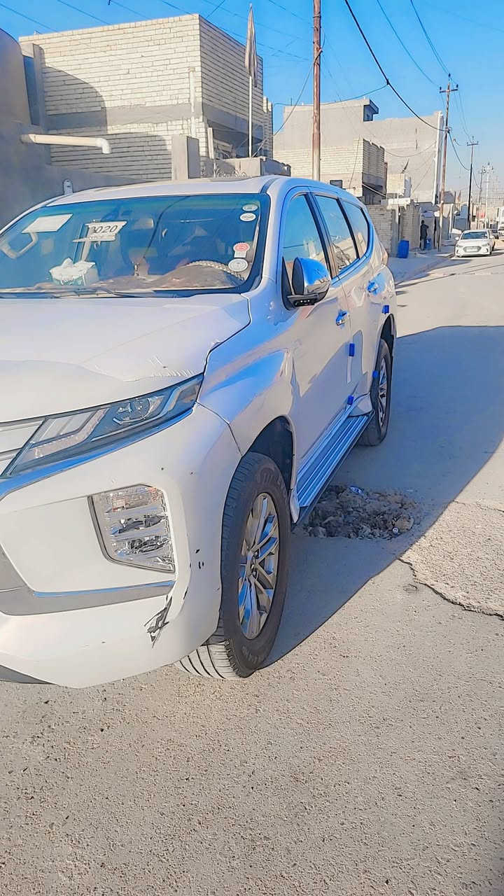ميسوبيشي موديل 2020 السعر 170 وبيها مجال للشراي تفاصيلها مذكورة بالمقطع مكاني بغداد مدينة الصدر رقم الهاتف ***********

