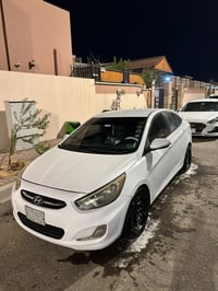 اكسنت • ١٦٠٠ • ضربه