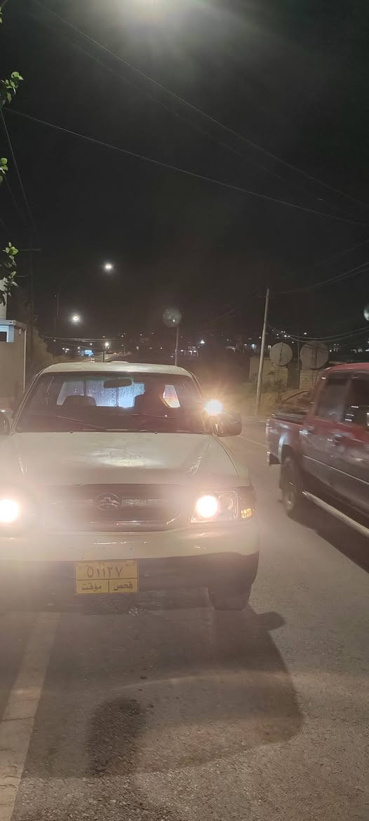 Deer2007 بەغ
دێر 2007مەکینە بەغ  گێرو مەکینە و اکسل بەشرت 
مەنەفیست اسل فسفۆر
سیاری ماڵی فەقیرا توندو بەندا کەمەک مەسروفی بۆ بن خۆتی داوێ 
سبوغ پەلە پەلە هەیە  سارداکوتیش کەمەک هەیە 
سعری بەلاش بەلاش  27واراقە مجالەکی کەم 
بەس پەیواندی جواب دادینەوا   
***********  واستا حسن أربيل, العراق
