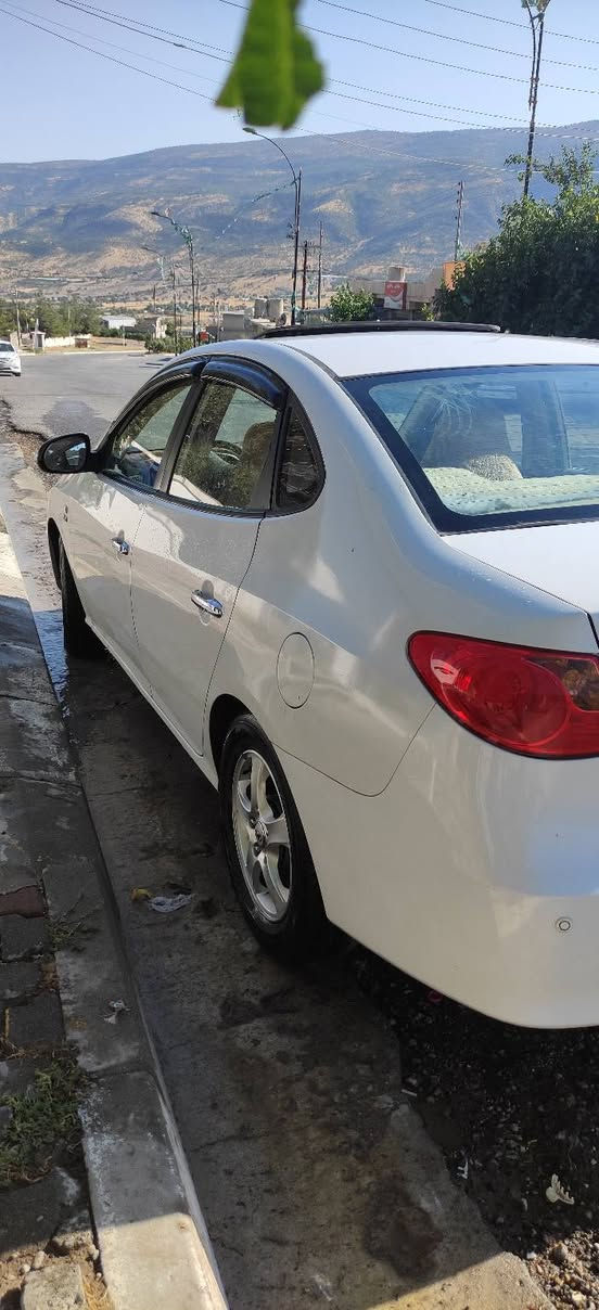 هۆندای ئاڤانتی ٢٠٠٩ قەپات ماسەفات سڵایت لایت ڕەش گێچ لەگزز ئەیبی ئێس و ئاوێنە شەفت ئاوێنە ئیشاڕەت بە  هەرچی ماسەفاتە لەم سەیارە مەوجودە *********** ئەمە ژمارەی خاوەنەکەیەتی پەیوەندی پێوە بکەن  سحرەکەی ٥١ و یەک مەجالی کەم رانية, السليمانية
