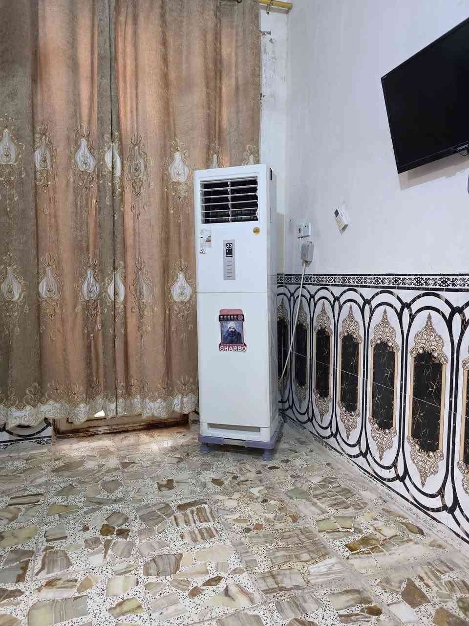 السلام عليكم
سبلت للبيع ٢طن عمودي شغال مابي شي السعر ٤٠٠
***********
