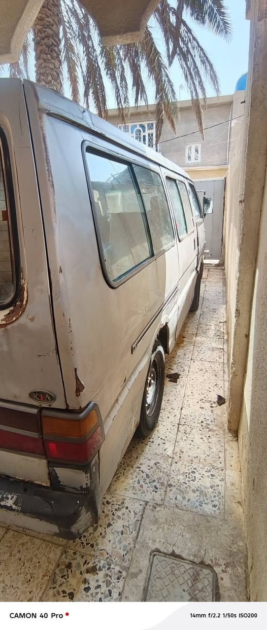 سلام عليكم كيه بسته مديل 93 رقم بغداد نكليزي سنويه لل29 
مكينه مكفوله كير بس الثالث يفلت كهربائيات كلها شغاله من الدعاميه للدعاميه بطنها نضيفا تايرات جدد باتري جديد
مكاني كوت
***********
(اني مكلف بل نشر)
