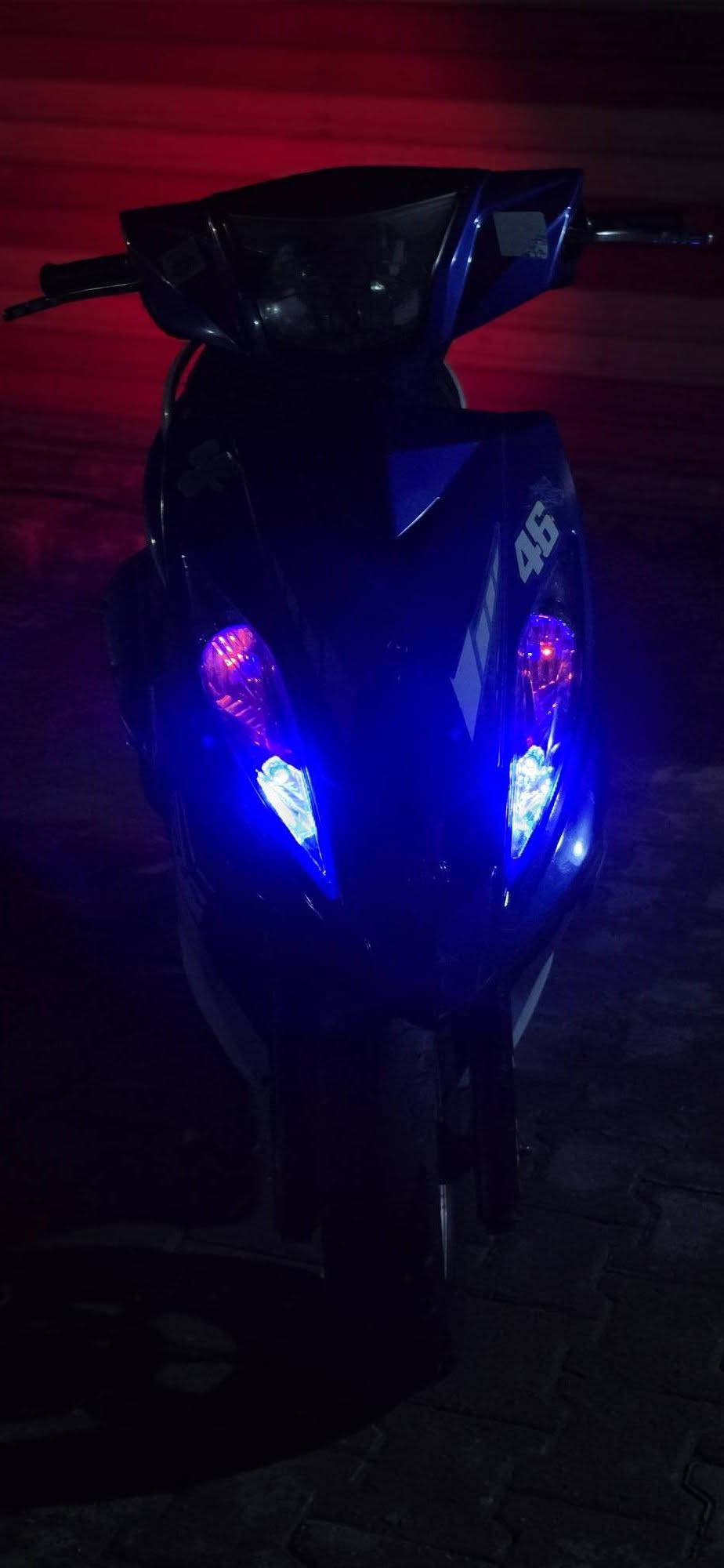 سلام عليكم دراجه GTR للبيع او مراوس بدايوان كير ..دراجه صارلها شهر من نازله رمبه واستخدام قليل تجي وجيب وياك الف فيتر يفحص دراجه خير من الله معدل مشي شلعه اشك الكاع رزانه واكفلك المحرك كفاله عامه لان ع ايدي وستخدامها قليل مال جناي دهن مونتل بانزين يوم عادي ويوم محسن بيها تزويد خارجي خفيف تعلاكه الجوه الاستيرن دواسات رجل الصوندات الملونه 🧡 دراجه مكانها بغداد الشعله السعر خاص واتساب او اتصال ع رصيد وبخدمتكم ***********
