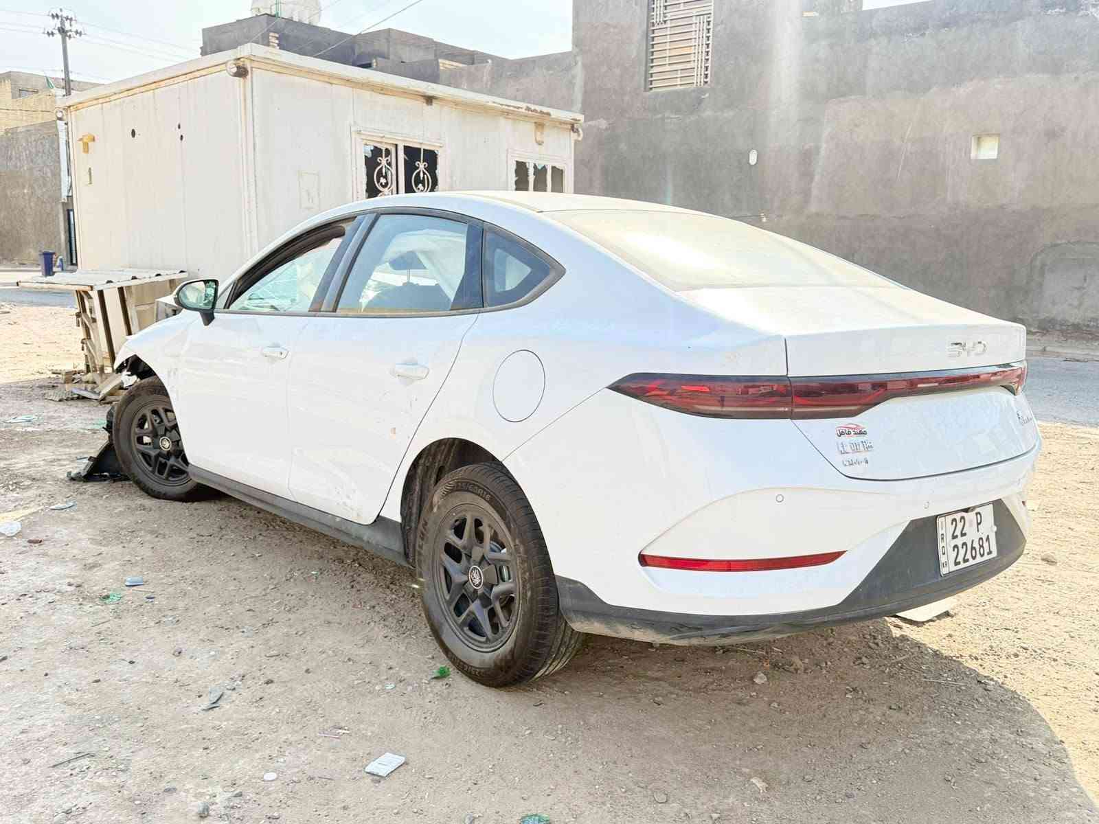 السلام عليكم بيوايدي بيهه حادثها موديل 25 رقم اربيل الدولي 
***********
