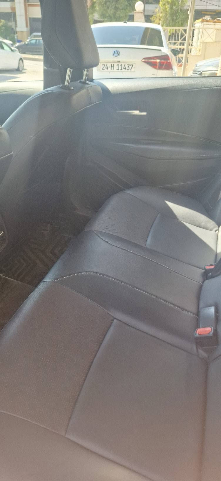 Corolla 2025 hybrid 
***********
بدون دعم صبغ
صيني شكل خليجي
هايبرد 
كير ومكينة شرط
سعر 167 و مجال
مكان دهوك

نص مكتوب في الصور:
- 24-FAST CARS
- FAST CARS