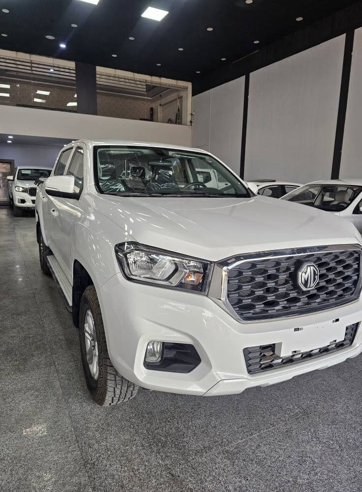 ئێم جی پیکەب  MG T60 2025
سفر كيلومتر. ضمان شركة 3 سال
مواصفات گير عادي. دبل اكسل 
گير و مكينه قزافى مسيوبوشى 
شاشه گه وره تبريد لمس بلاجكتور 
ويل كروم. ئاوينه إشارەت بلوتوس.
سعر 150 ورقە   موبایل  ۰۷٥۰۲۲۲۰۰۱٥
مکان اربیل معرز توب کارس أربيل, العراق
