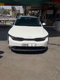 كيا K3 • ١٨٠٠ • ماشي ١٢ ألف