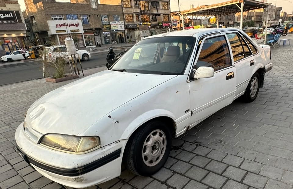 السلام عليكم برنس للبيع موديل 1995 رقم بغداد 
السعر 33 
الاتصال ***********
