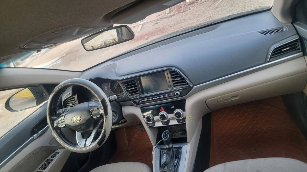 السلام عليكم النترا ٢٠١٩ بيع سريع  ٣ قطع صبغ بدون اي دواخل السعر ١٠٧ سياره جاهزه ما بيها كل نقص مكاني بابل 
***********
