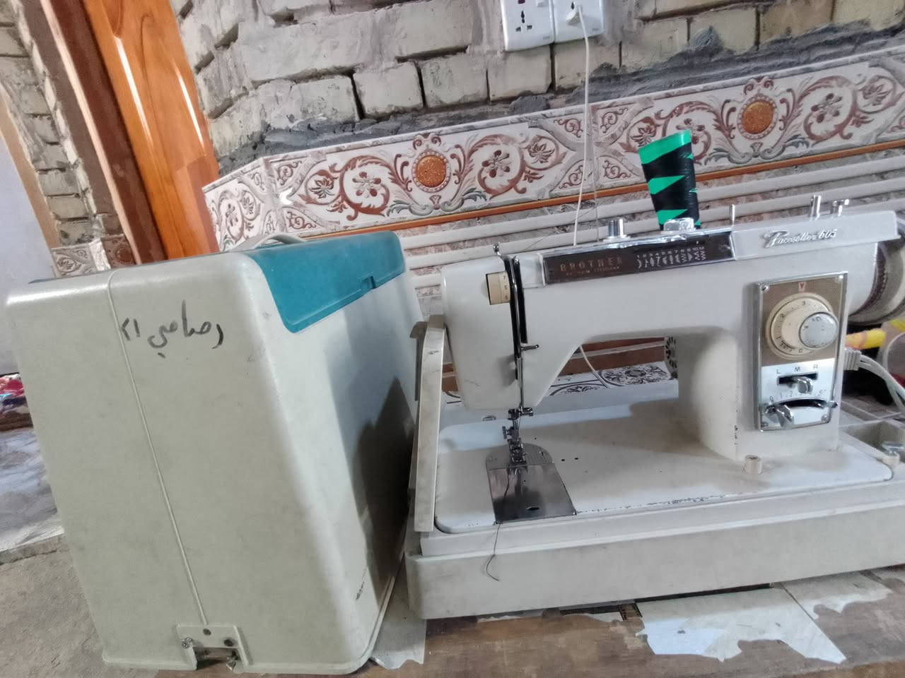 مكينة مستعمله للبيع نضيفه براذر  السعر 200 وبيهه مجال بسيط للتواصل على الخاص ***********
