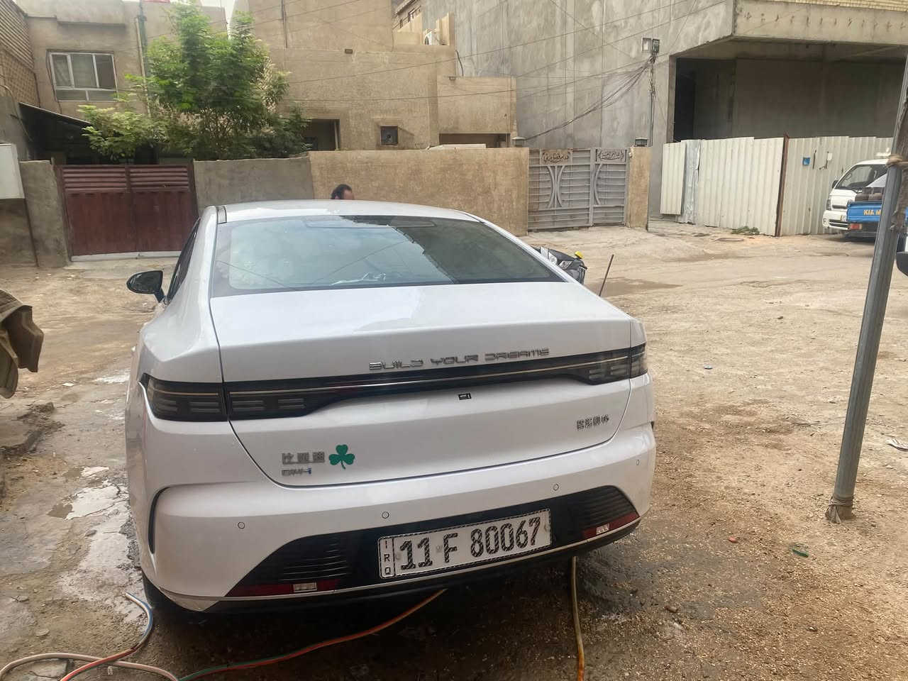 سلام عليكم بي وايدي دستروير 05 سياره نضيفه وحلوه ماشيه 20الف كيلو متر سيارت بحاله الزيرو  مكانه بغداد المنصور الاستفسار ***********

