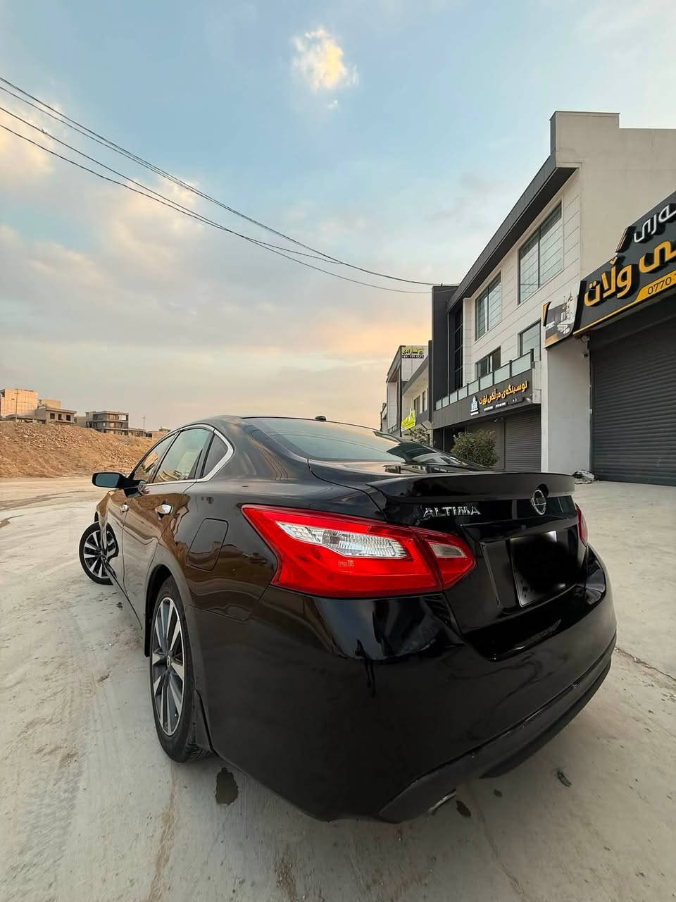 2017
📍 تەنها 78 هەزار مایل ڕۆشتووە
💰 بە نرخی زۆر مناسب 🔥

❗ مەچۆ کلین بکڕیت بە گران؛ ئەمەش هەر کلینە ✅
🔧 تەنها 3 پارچەی پێشی دزراوە و بێ دەعمە
🔧 دوو چەمەلخی دزراوە و پارچە ڕەشی بۆ دانراوەتەوە
✨ ماسەفات SV Full
🟡 ناوەوە زەردی بیلادی
🖤 ڕەنگی ڕەشی قەتران
⚙️ مەکینە 2.5
💵 نرخ: 105 گەڵا 🔥

📞 ژمارەی خاوەنەکە: ***********
🚨 TB / سەیارەکە گێچی بەنزینی ئیش ناکات
📅 سەنەوی بەسەرچووە
⛽ مەسروفی تری نییە

📩 بۆ زانیاری زیاتر پەیوەندی بکەن
❤️🔥 فرۆشتنی پاک و بە متمانە

⸻

🇮🇶✨ بالعربي:

🌹 السلام عليكم أخوي
🚘 نيسان ألتيما 2017
📍 ماشية فقط 78 ألف مايل
💰 بسعر مناسب جداً 🔥

❗ لا تروح تشتري كلين وغالي، هاي السيارة كلين أيضاً ✅
🔧 فقط 3 قطع أمامية مبدلة وبدون دعم
🔧 الشمعلخين مبدلات ومركب إلها قطع سوداء
✨ مواصفات SV فل
🟡 داخلية بيج بلادي
🖤 لون أسود قطران
⚙️ مكينة 2.5
💵 السعر: 105 گلة 🔥

📞 رقم صاحب السيارة: ***********
🚨 TB / گير السيارة بنزين لا يعمل
📅 السنوية منتهية
⛽ ما عليها مصاريف ثانية

📩 للمزيد من التفاصيل تواصلوا معنا
❤️🔥 بيع وشراء بكل ثق
مکان سلیمانی

