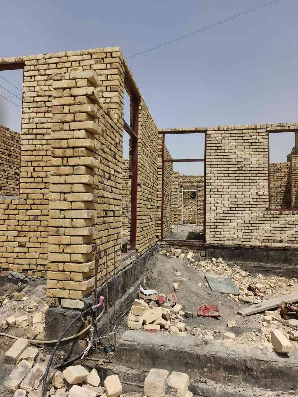 السلام عليكم خلفه بناء متفرغ حالين شغل نضيف واتزام بعمل اشتغل بمكطوعه وعلى دبل واستفسار على رقم التالي ***********
