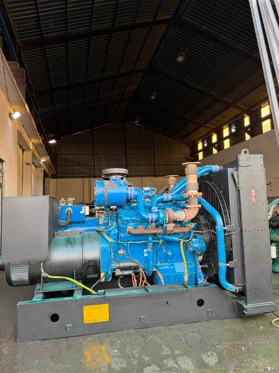 ROLLS-ROYCE
650KVA
***********
***********
