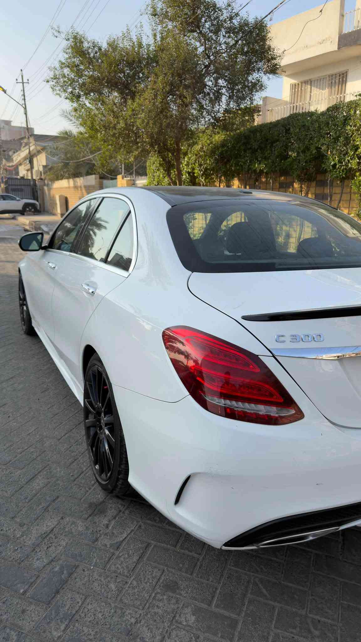 مرسيدس C300 • ٢٠١٨ • رقم بغداد