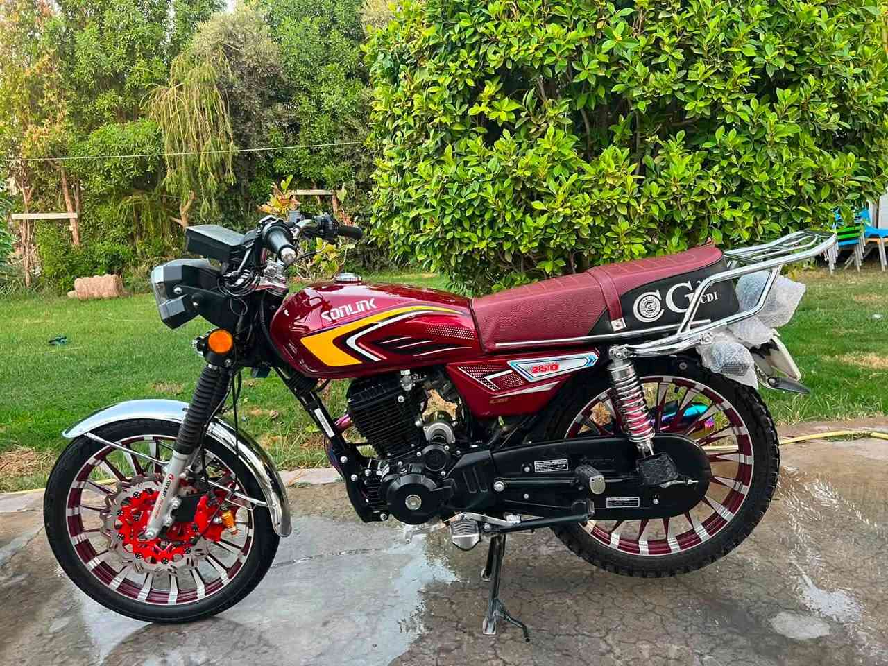 سولنك 2025
ضاغظه وزنجيل250cc
محرك اسود
السعر ١١٠٠
العنوان ديالى دلي عباس
ملاحظه الدشبول طافي فقط
الرقم *********** فقط واتساب
