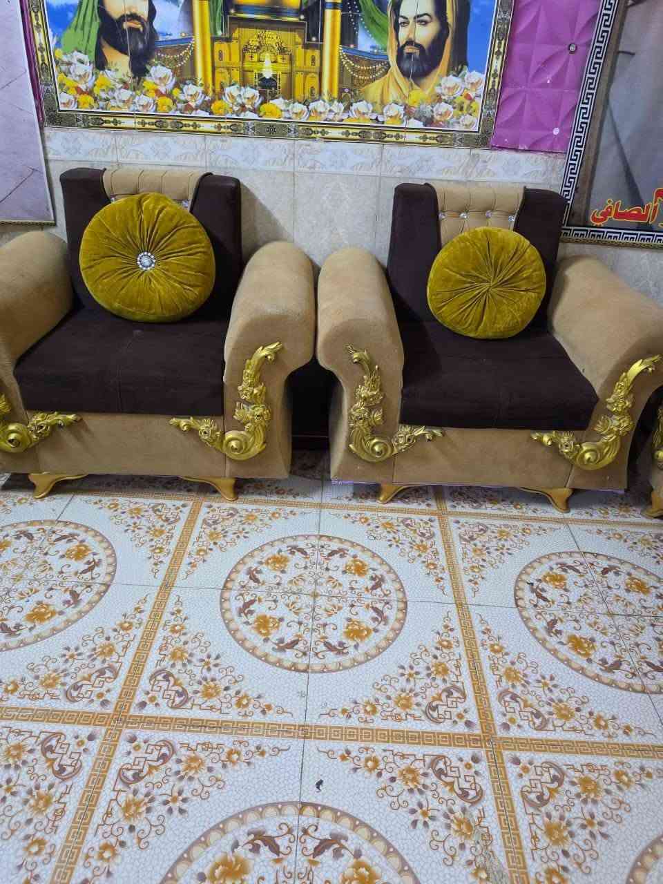السلام عليكم الناصريه الصالحيه قرب سوق العصريه قنفات العدد طخمين 2 خوات نضفات للبيع رقم الهاتف *********** مامتواجد فيس بوك اتصل وبخدمتك موجود وتساب
