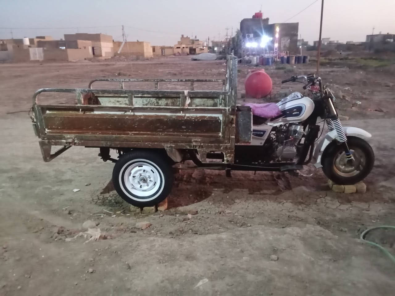 مديل 14توها معمره اوراق مكفولات شاصي مكفول مكينة كارتون تفيلس بعدني ما مفيلسها عنواني تقاطع سجن لاصلاحي حي السبل ***********السعر 1650
