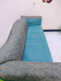 قنفات • للبيع • صالون