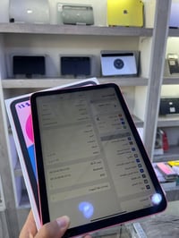 ايباد 11 a16 128 بطارية 94 460 الف بغداد بلديات  رقم واتساب 0771341126...