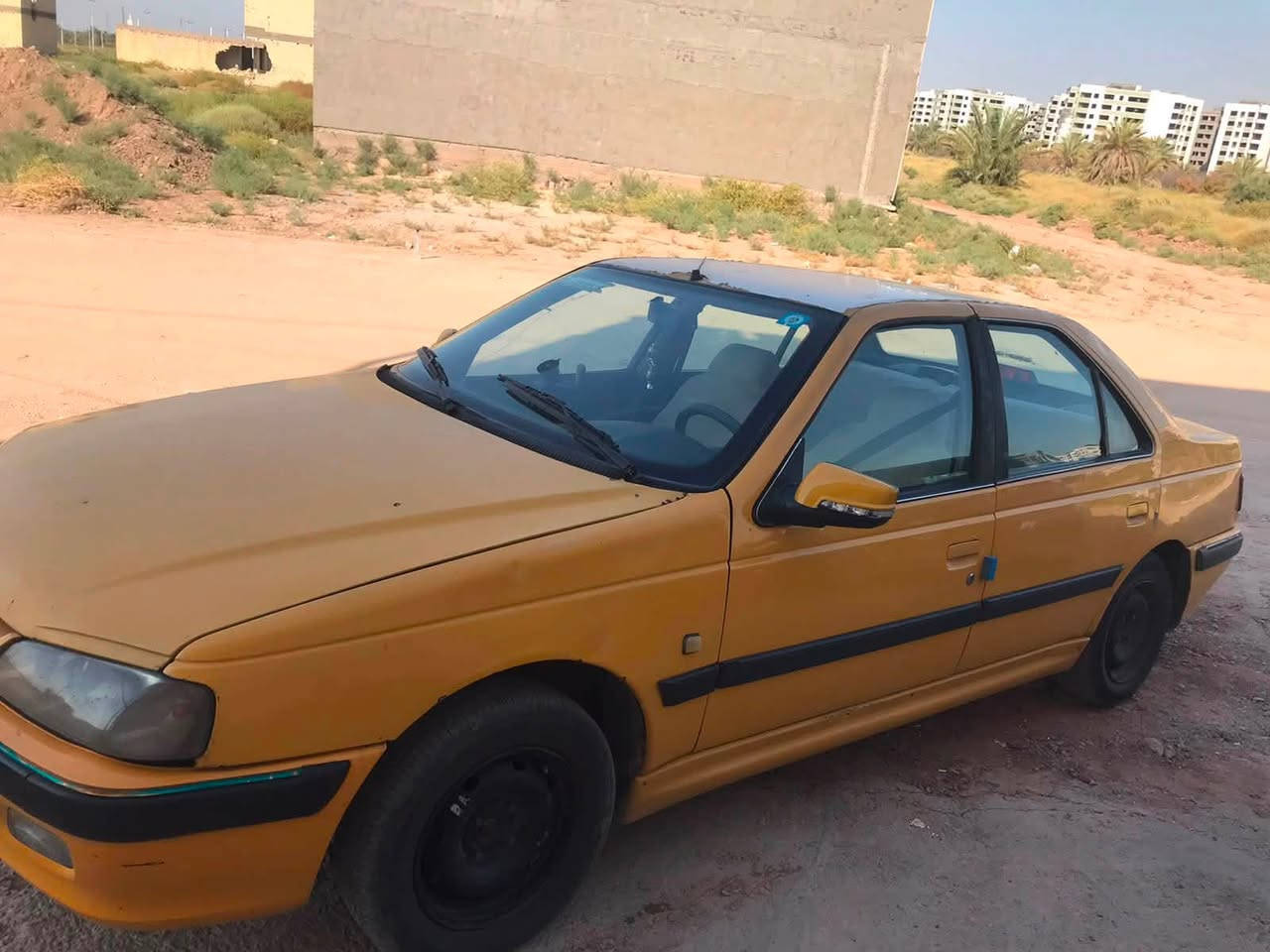 سلام عليكم بيجو مديل 2015 مكينه كير تبريد مكفولات تحويل ثاني يوم سياره حلو  وين مايعجبك اطلع بيهه سعر 33 مدينه الصدر رقم ***********
