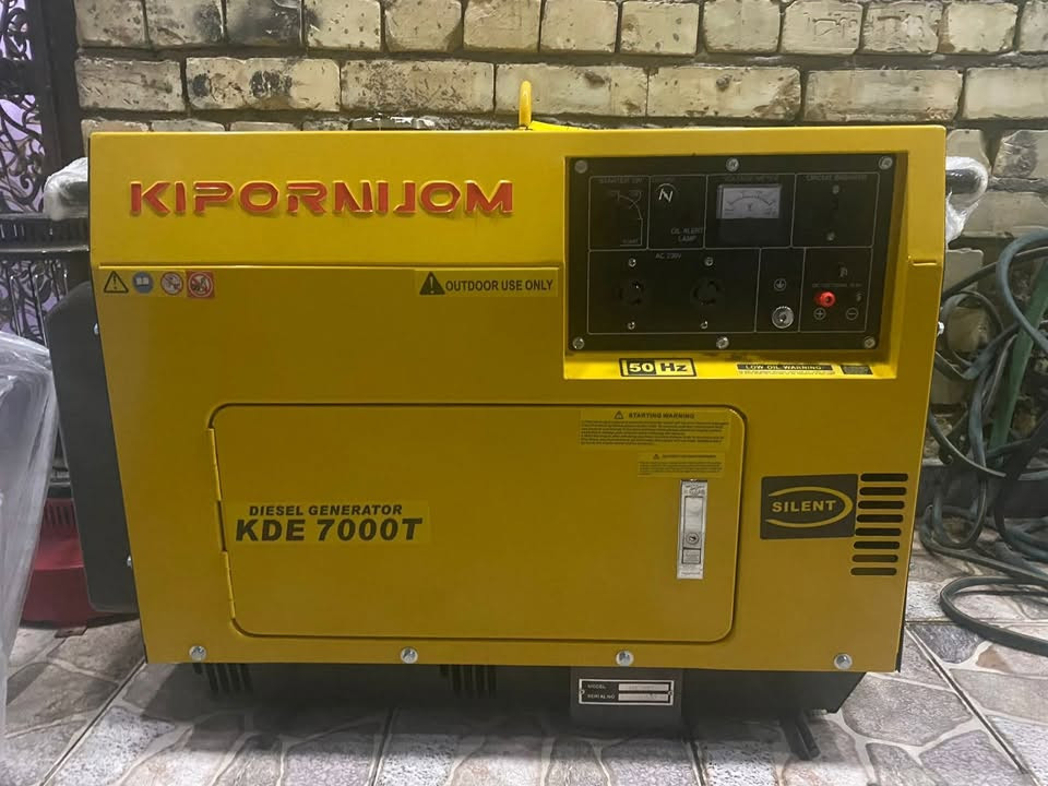 سلام عليكم مولد للبيع كيبور المولده بعدهه بدهن الشركه. 5KV يعني 20امبير ما مشتغله ولا مره اغراضهه كله مال شركه تانكي كاز تايرات ٤ سويج ٢
براد دهن !
ملف نحاس ١٠٠/١٠٠
مع معداته مثل اسباين وغيراها الاستفسار سعر على رقم
***********
تواجد واتساب و رصيد
KIPORNIJOM
