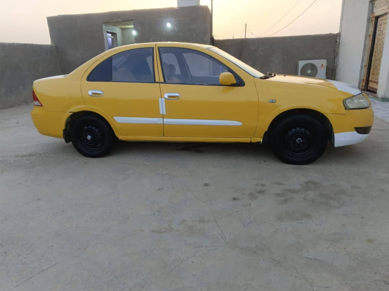 سلام عليكم نيسان صني مديل 7 سياره جاهزه من مكينه كير حداديه تبريد تخم تاير مصفره خط او بحث جوال ليريده او يتصل او يدخل واتساب علا هاذ رقم *********** مكانه ذي قار
