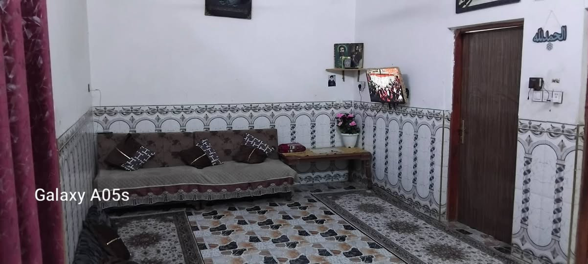 بيت للبيع زراعي 150 متر بناء عكاده غرفه ومطبخ وصاله واستقبال البيت جديد حي ظباط علي حامي شمال اتصال ***********

نص مكتوب في الصور:
- Galaxy A05s