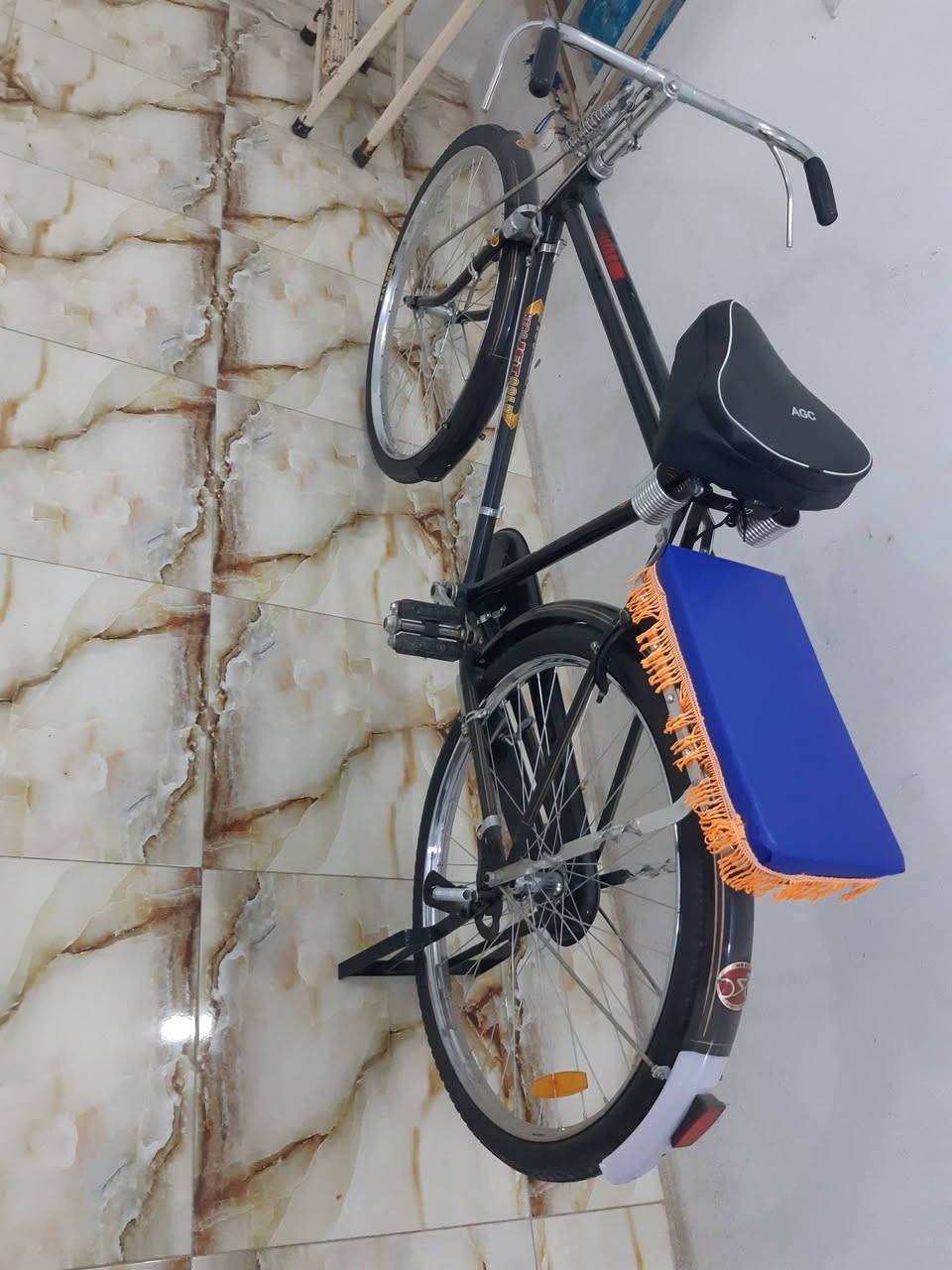 بايسكل هيرو هندي جديد

نظافة 100 % مثل ما موضح بالصور

كل غراضة موجودة

السعر : قيّم وأخذ بما يرضي الله

العنوان ديالى / بعقوبة
للأستفسار : ***********
