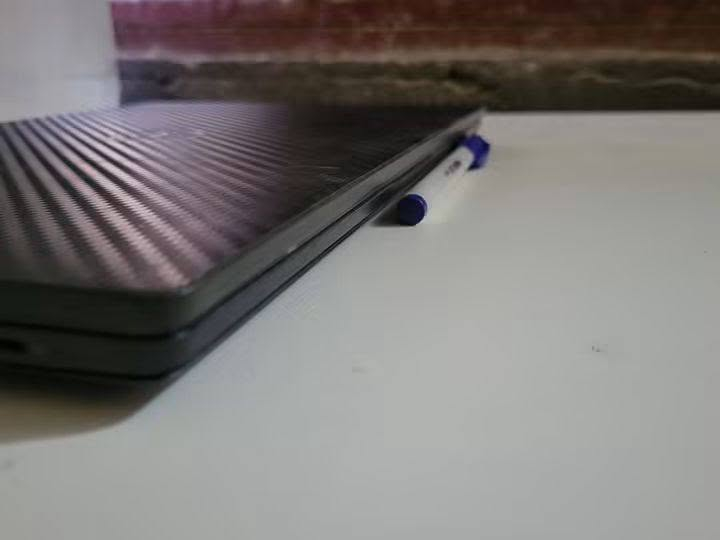 لگطة متتفوت
السلام عليكم ورحمة الله وبركاته،

نوع الجهاز: Dell latitude

 مواصفات الجهاز 
المعالج: core i5-8u 
الرام: 32 G
الذاكرة: 512g
كرت الشاشة: 16g انتل uhd مدمج
حجم الشاشة: 14
دقة الشاشة: 2k
بل اضافه الى مبرد 6 سرع مجاني وي الجهاز
وسائل الحماية: بصمة اصبع، بصمة وجه...

المنافذ: USP, HDMI ,  مدخل بطاقات الدفع و البطاقات البيومترية....

الاستخدام: أمن سيبراني، مناسبة للبرمجة و بناء الأنظمة و المشاريع و الأعمال المكتبية على حد سواء و بعض الالعاب البسيطة، البطارية تدوم لأقل من 3 ساعات في الاستخدام المتواصل 

السعر:275 الف، 
متوفر توصيل داخل بغداد.

للتواصل السريع على الرقم الآتي: ***********
متوفر واتساب
