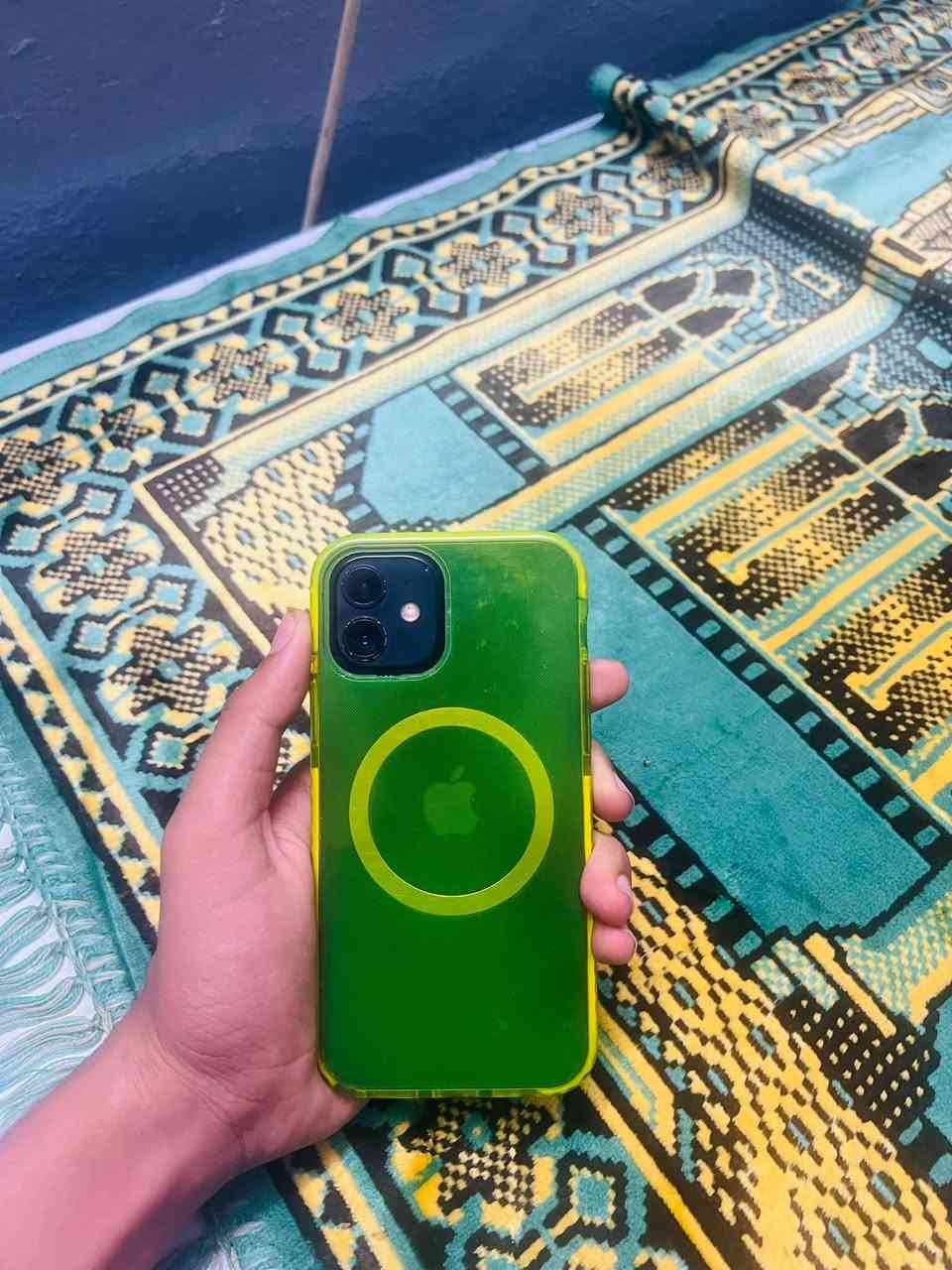 آيفون ١٢ • ٦٤ • فيس ايدي معطل