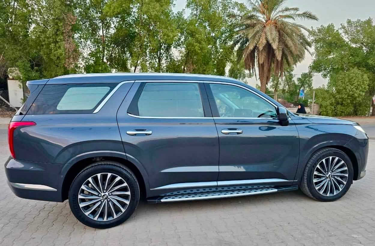 السلام عليكم هونداي بالسايد 2023 كوري فول مواصفات كالكرافي تقديم وترجيع بالبصمة سقف كنتارا اعلى فئة حتى كشنات امامي سياحي vip ومساج داخلية السيارة لون جوزي مميز محرك 6 سلندر بانزين 7 راكب كراسي تدفئة وتبريد والصف ثالث كهرباء ستيرن كهرباء  بردات جانبية دوسات داتاشو 5 كامرات محيطية حساسات محيطية رادار كام داش من شركة تسجيل صورة وصوت انارة ليزرية متغيرة وترحيب ليزري مكفولة من صبغ وتبديل ،
( رقم اربيل بسمي . مكانها بغداد زيونة ) 
للاتصال 📞 ***********

