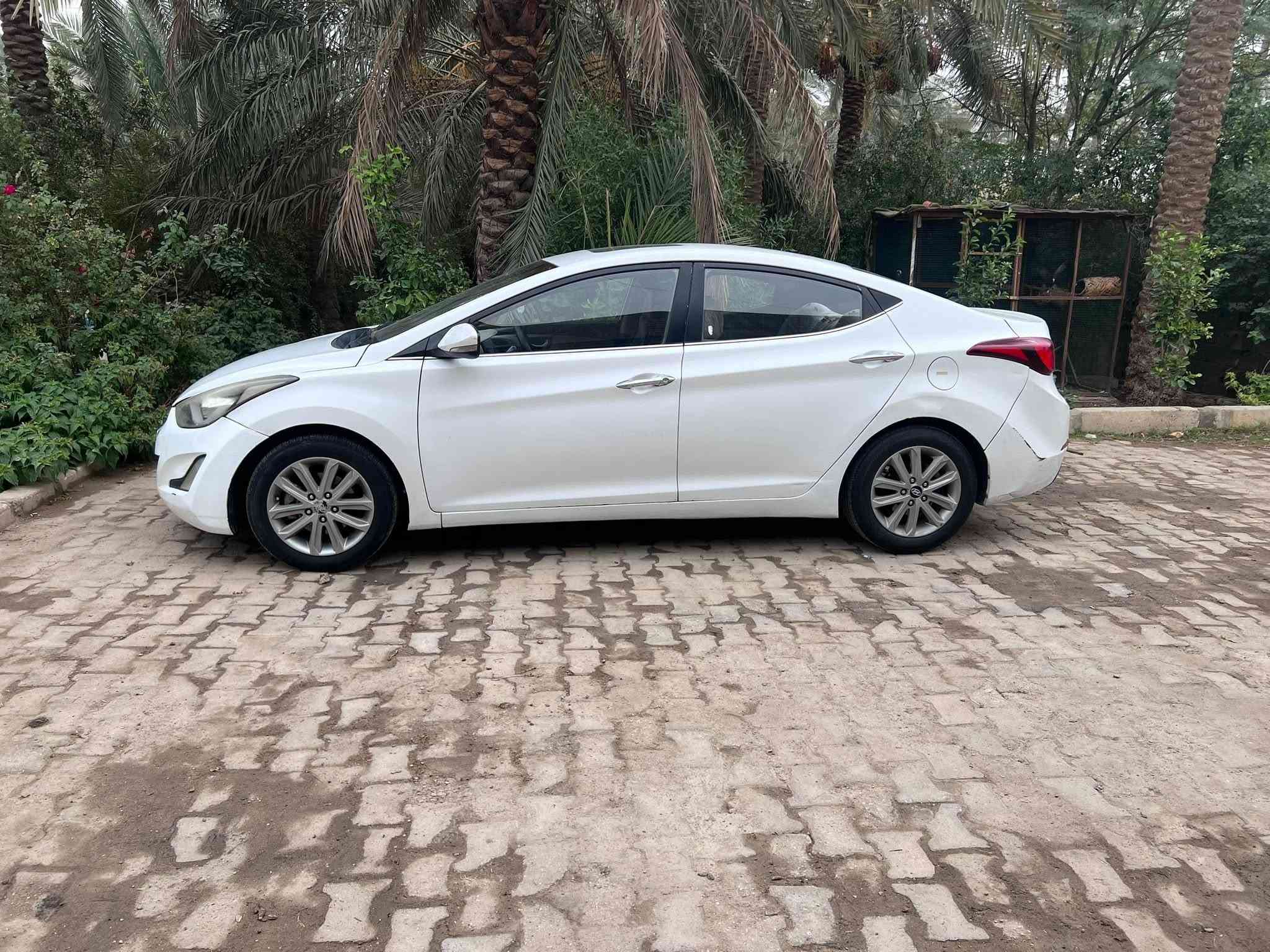 النترا • ٢٠١٥ • مكينة ١٨٠٠