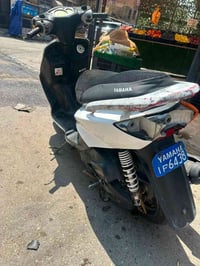 سكنز نثيه للبيع مكان الاعظميه  سعرها250 وبيها مجال 07733532977