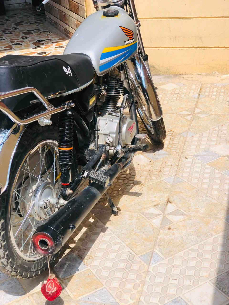 مطور البيع المطور كامل ميعوزو ربع غراض كوله جديه اشتريته المطور كامل  السعر 350 وبي مجال مال جيتك  شغل ومش مكاني ايسر حي الحدباء لاستفسار عل الرقم ***********
