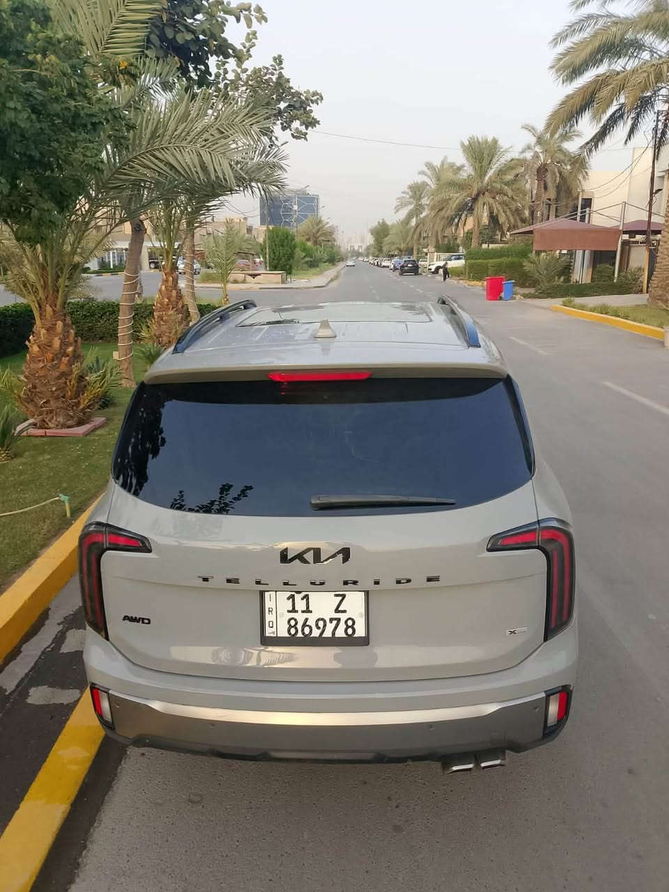 السلام عليكم كيا تولرايد 2023 فول بانوراما X لاين حادث موضح ب صور ماشية ٤٠ الف كيلو مكان السيارة الكاظمية السعر 29,000$ هاتف ***********/***********
