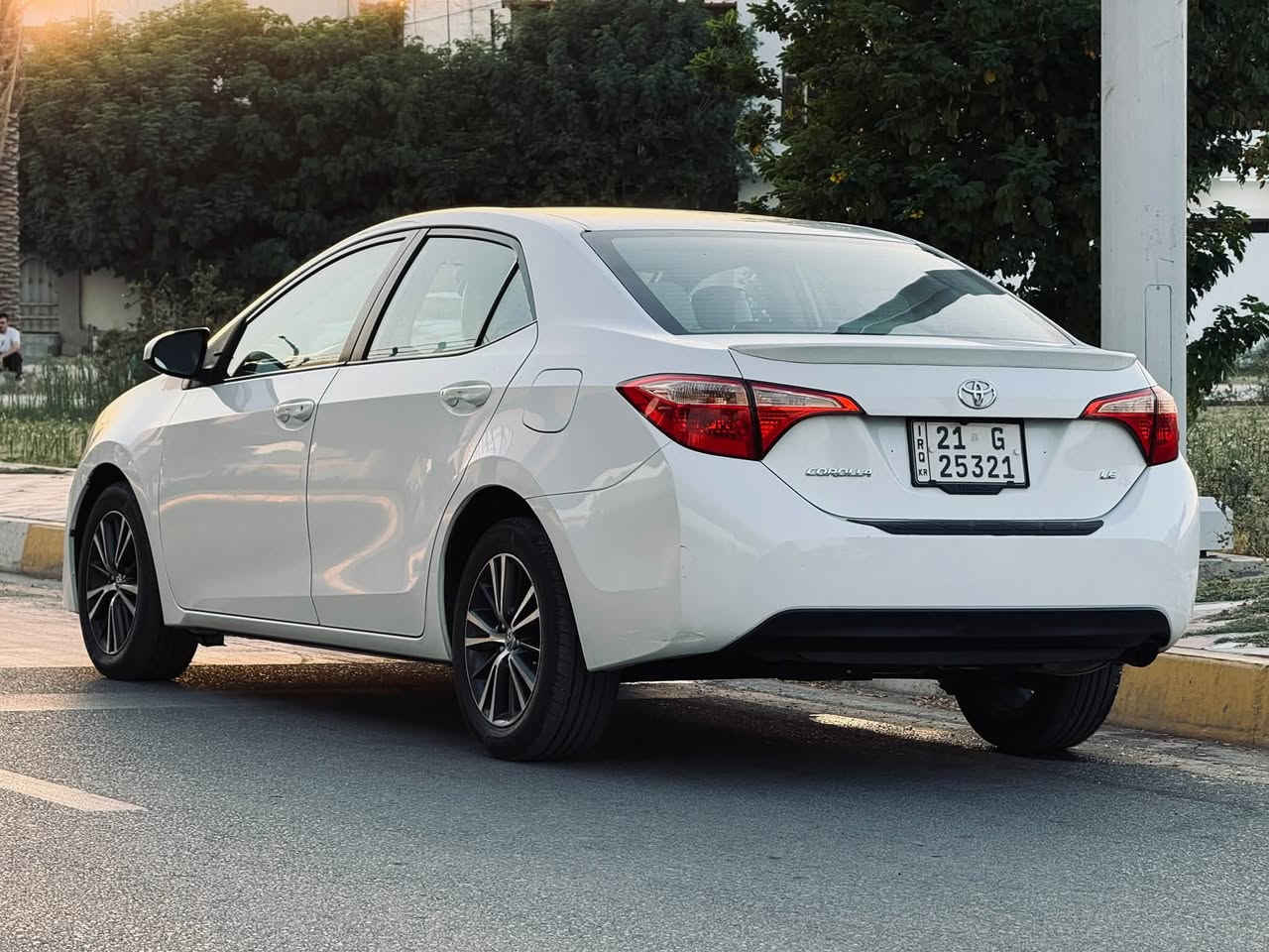 كورلا 2017  COROLLA
   كليـــــن تايتل ✔️
   أبيض ثلجـي ✔️

المواصفات
- تحكم سترين جهتين
- تثبيت سرعة
- تبريد بيانو 
- تبريد ثلج 
- رادارات
- حجر بيئه 
- بلاجكتورات
- ويل كروم
- طخم تايرات جديد
- ⁠محرك 18 دوش المرغوب
- ⁠ماشي 91 الف ميل 
- سنويه لـ 2029
- ﻿تحديد مسار طريق
- ﻿﻿قيادة ذاتيه
- ﻿﻿قرائة علامات الطريق المرور
- ﻿﻿كيجات ديجتل
- ﻿﻿كامره خلفيه دوار
- ﻿﻿لايت زينون عالي ناصي
- ﻿﻿بروجكتر لد زينون
- ﻿﻿حساس اطار
- ﻿﻿حساس مطر
- ﻿﻿مانع انزلاق
- ﻿﻿ايفو مود
- ﻿﻿مود درايف
- ﻿﻿تحكم الستيرن كامل
- ﻿﻿ويل كب 
- ﻿﻿رقم سليمانيه
السعر : 152 بيه مجال 
العنوان : كركوك
رقم الموبايل : ***********
