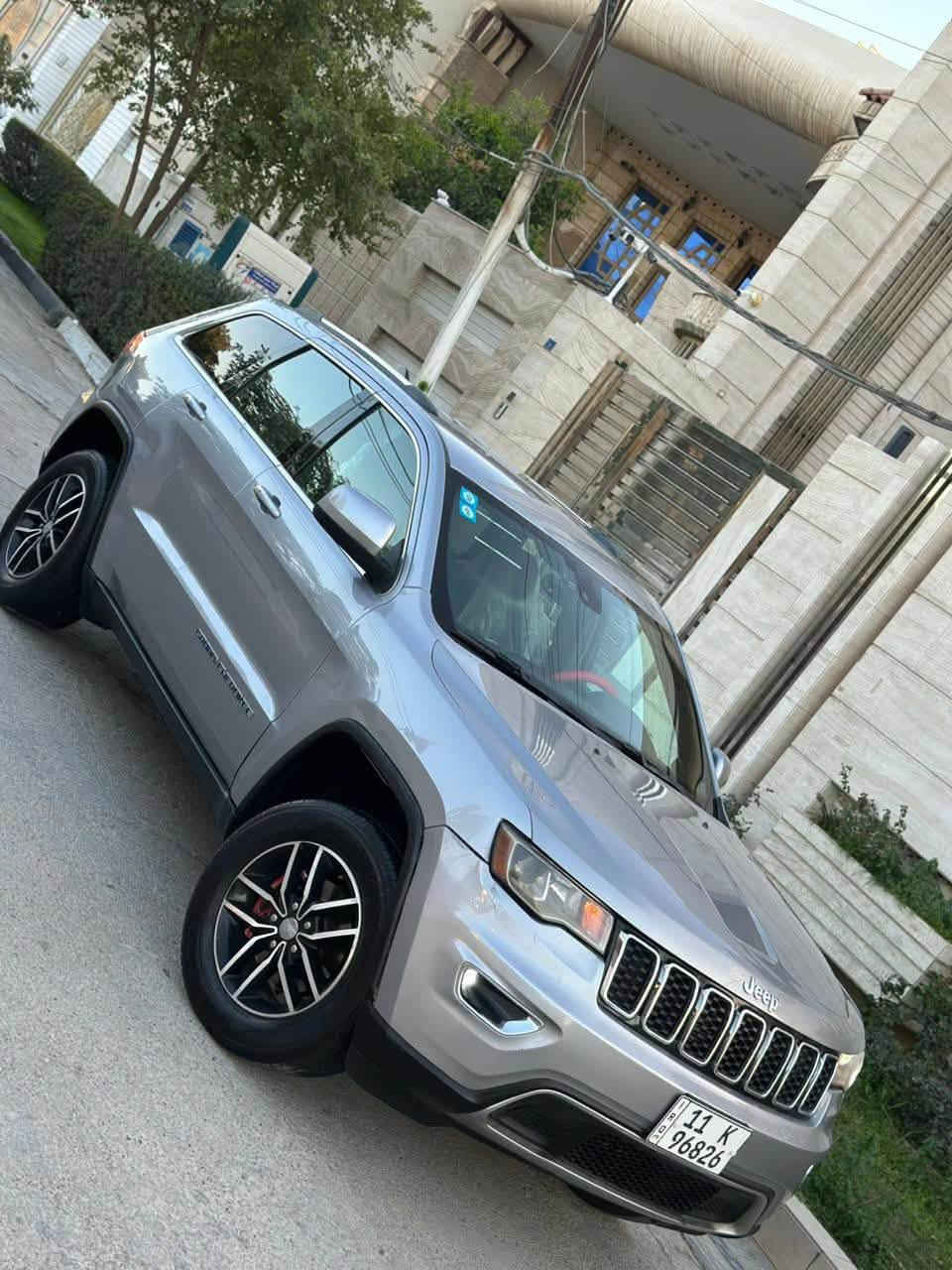 جيب لاريدو ٢٠١٨ بغداد باسمي
الرقم الجديد 
شواصي مكفولات
بدوان دواخل حادثها سطحي وصور الحادث بلمنشور
بساتم ١٤ يعني انسه الدوانز والبانزين المحسن 
مواصفات اللاريدو معروفه 
مكاني بغداد الحريه 
سعرها ١٧٢ ورقه وبيها مجال 
*********** 

***********
