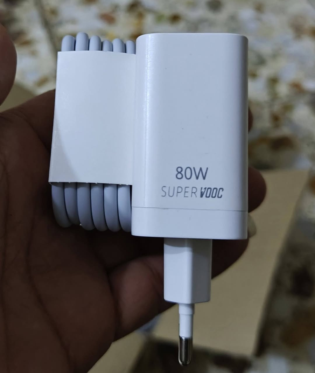 شواحن اصلية مال اجهزة بلاديه شركة شرط الفحص
شHonor, Huawei, Realme,Oppo,One plus
شاحنه 120 واط تشحن اجهزة ريلمي/ اوبو/ ونبلص
شاحنه 80 واط  تشحن اجهزة  ريلمي/ اوبو/ ونبلص
شاحنه هونر 100واط اصلية تشحن جميع اجهزة الهونر
شاحنه هونر 66 واط اصلية تشحن جميع اجهزة الهونر
تتوفر كيبلات اصلية هونر/ ريلمي/شاومي/ونبلص/اوبو
للطــــلب والاستفسار راسل واتساب ***********
العنــــــوان/ واســـــط/ الكـــــوت/ مــــركز المدينــــة
