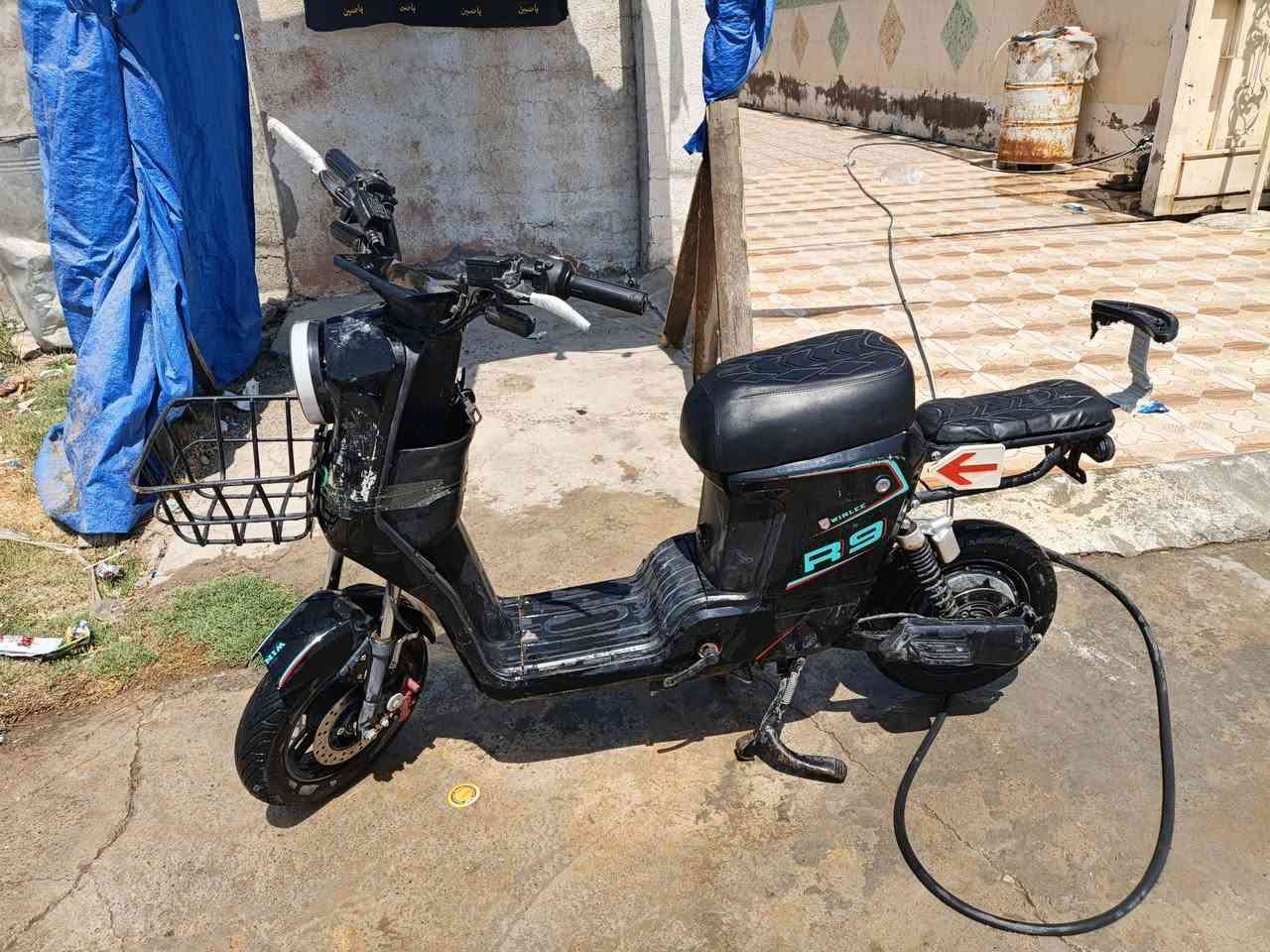 ماطور شحن للبيع 
السعر 400بي مجال 
لاستفسار الاتصال بهاذه الرقم ***********
