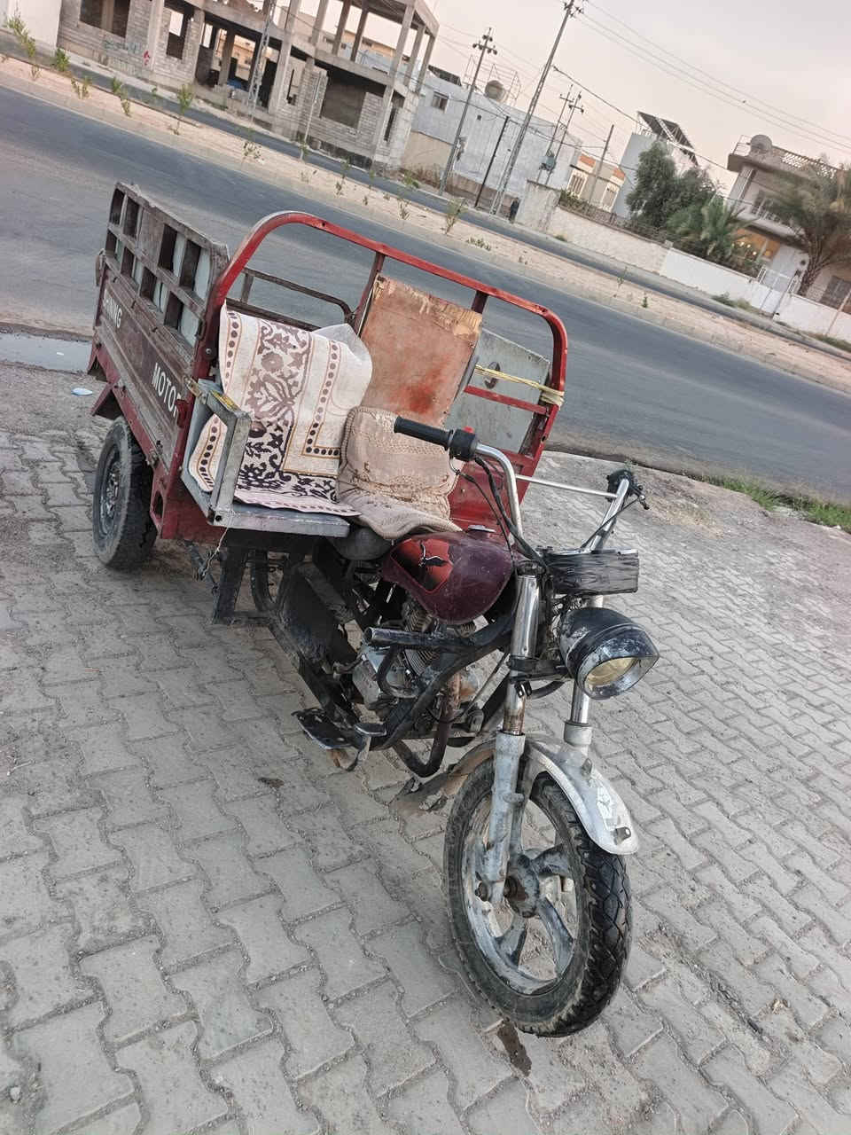 ستوته للبيع موديل 2018 كلها شرط
مكفوله ال ستوته بوجهك لشغل سعرها 750

يرهم مراوس حسب الاتفاق

***********
