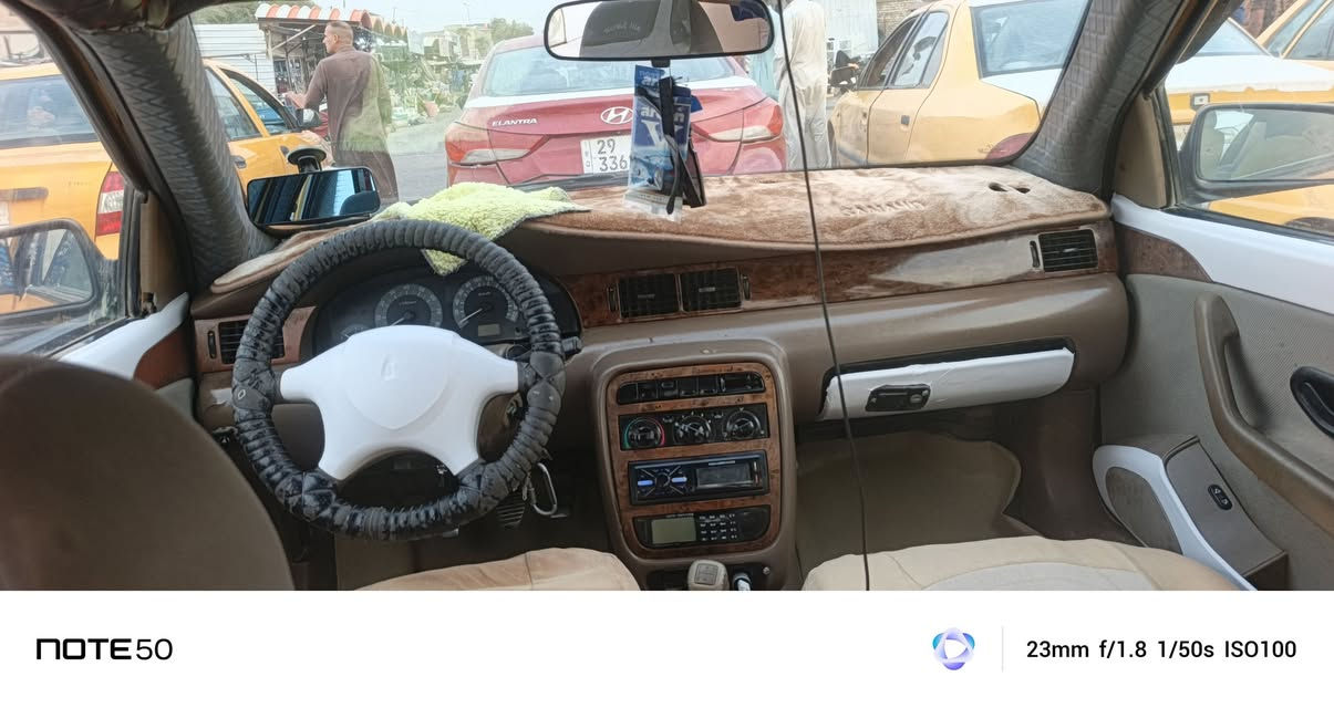 السلام عليكم سياره سمند للبيع موديل 10 كير ومكينه نظيفات هيئه وغرامات مصفره تبريد بيها من منظومه غاز بيها والسياره باسمي عنوان كوت سياره ب 26 ورقه وبيها مجال الاستفسار الاتصال على الرقم ***********
