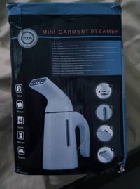 هذا المنتج MINI GARMENT STEAMER 700W - مكواة بخارية محمولة صغيرة. مستع...