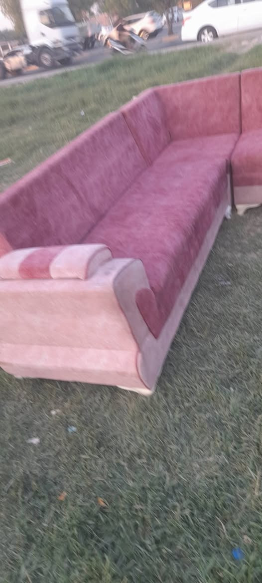المجهز لبيع وشراء اثاث والاجهزه الكهربائيه المنزليه عامه جديد ومستعمل العنوان نجف حي عدن مقابل الطحان ***********ضرغام تابع تكتك وفيس يوجد خدمة توصيل طلبات بالكروه داخل النجف ملاحظه افتح العصر بسوك الوفاء شارع الصب بالخدمي المطار مرحبا بكم
