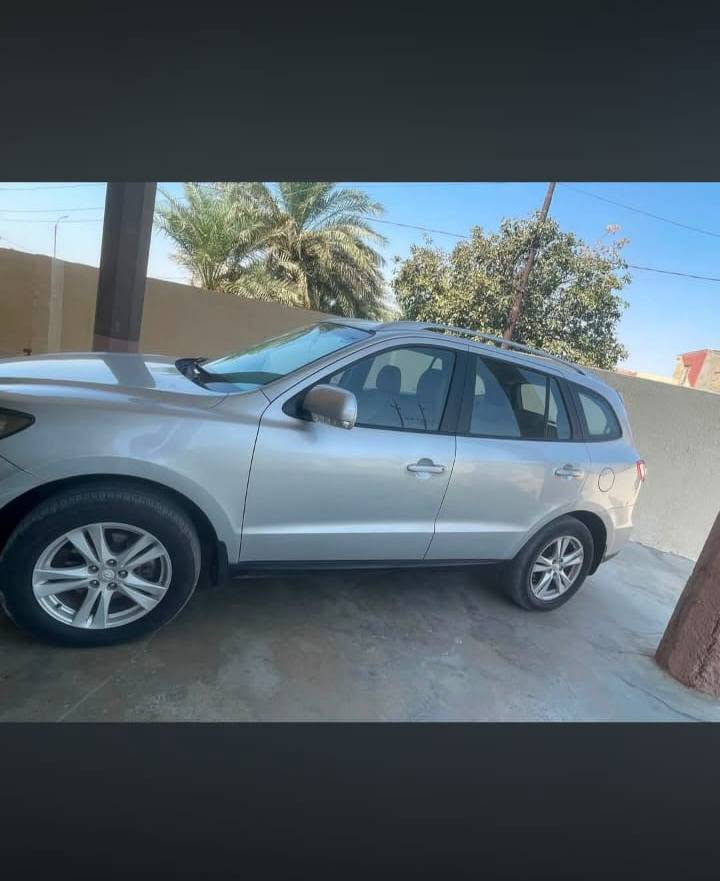 السلام عليكم للبيع سنتافي موديل 2010  خليجي رقم بغداد انكليزي بأسمي مكفوله من الصبغ والتبديل مكان السياره صلاح الدين ـ بلد 
للاستفسار ***********
