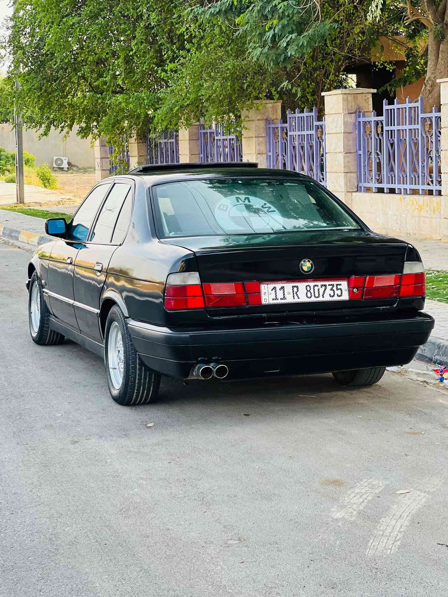 بي ام • ١٩٩٠ • واسط الحي