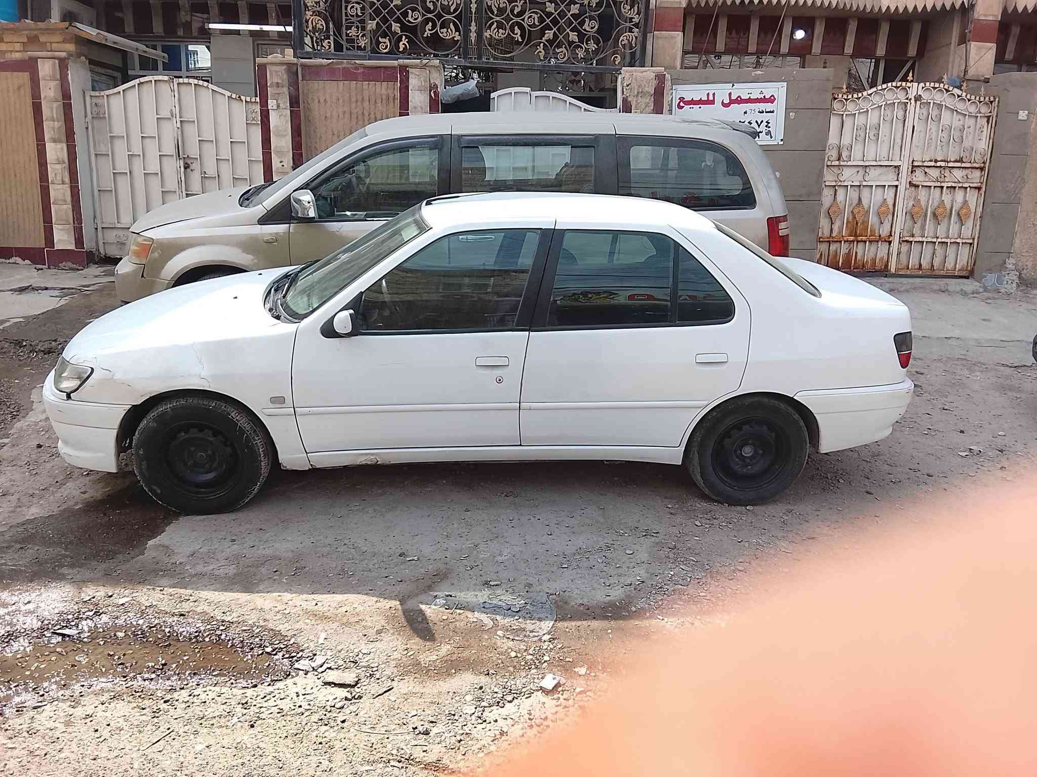 بيجو 306 • ٢٠٠١ • رقم بغداد
